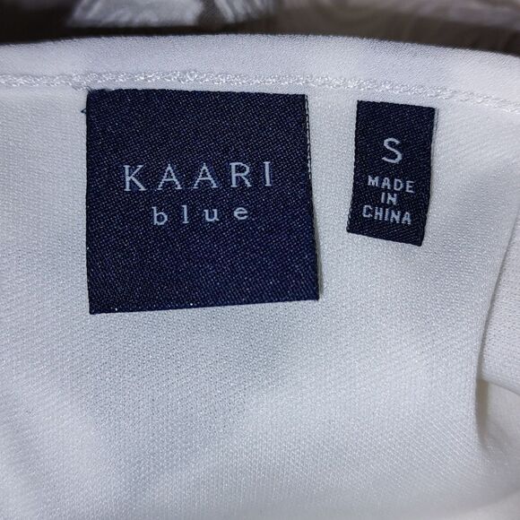 Kaari Blue off white lace top  bell sleeves  Sz S - Picture 5 of 5
